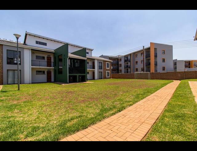 2 BEDROOM APARTMENT FOR SALE IN PROTEA GLEN